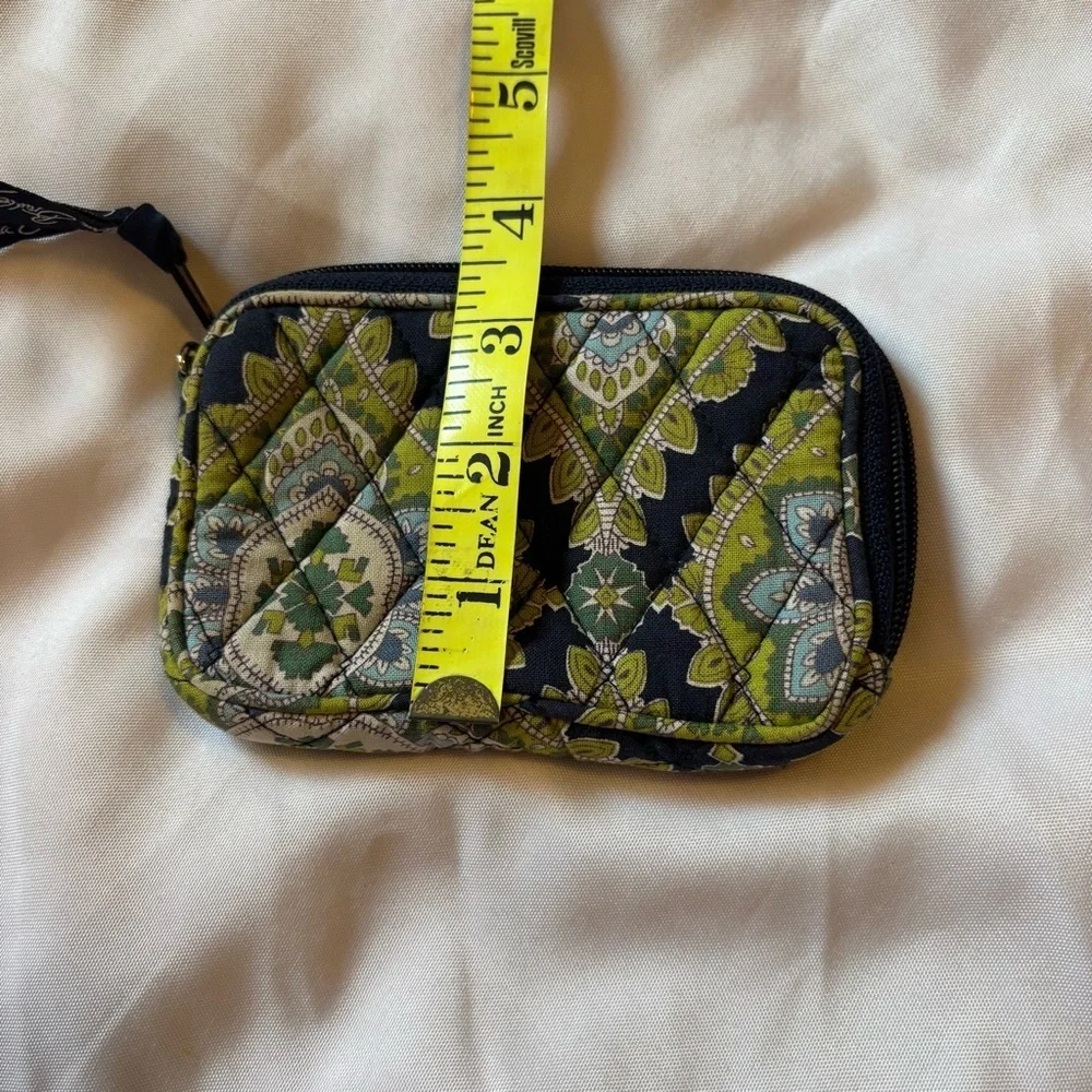 Vera Bradley Women's Quilted Wallet - Green and Black - Picture 7 of 7